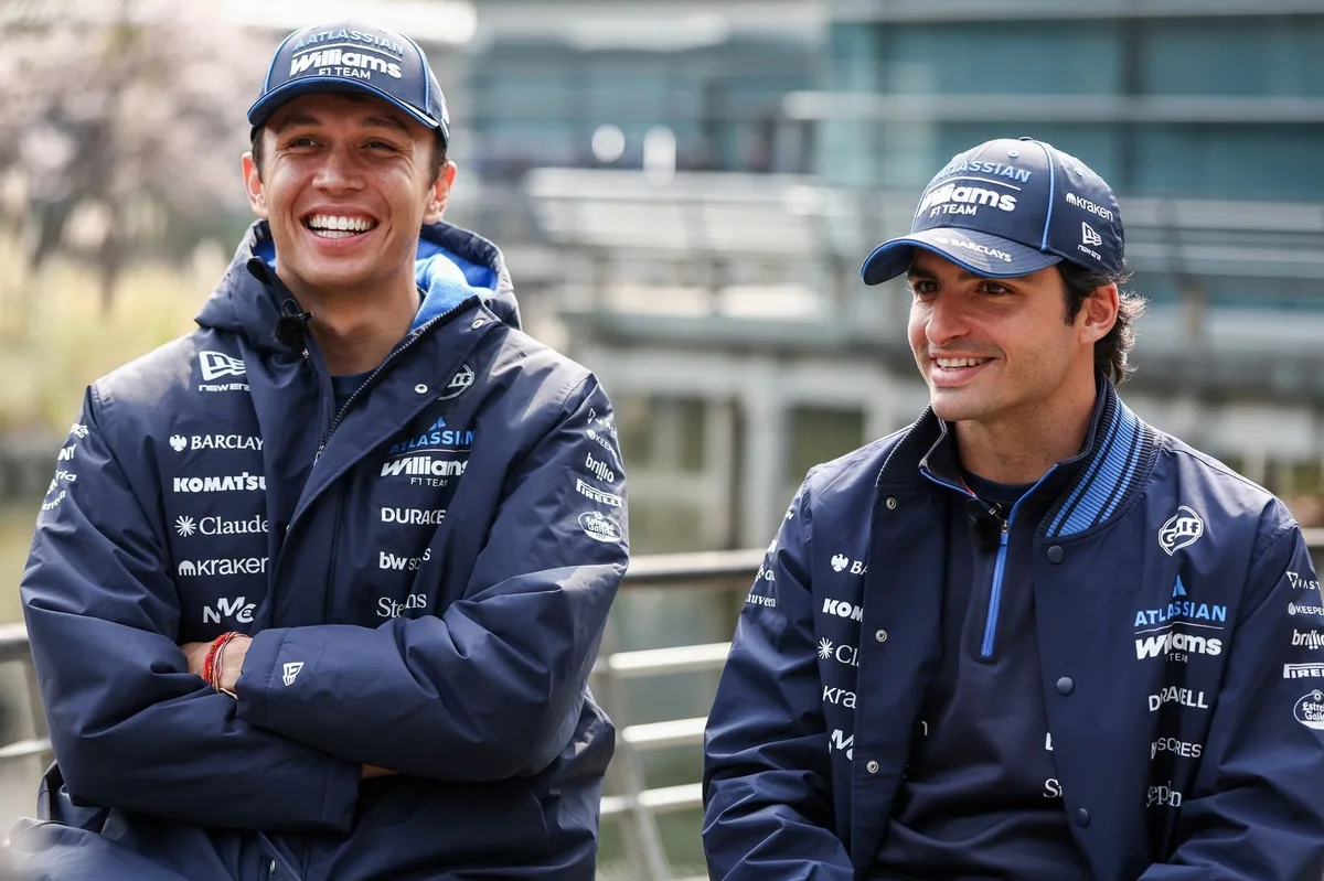 Williams confía en retener a Albon y Sainz para su proyecto de resurgimiento
