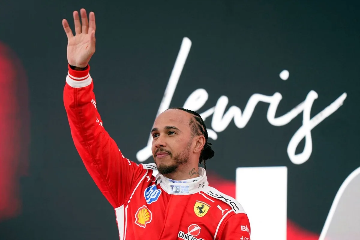 Hamilton rechaza simulador de Ferrari: señal de alerta en Maranello