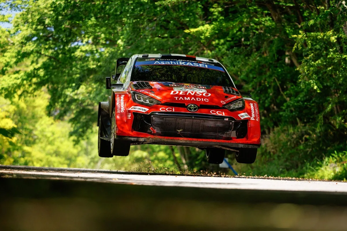 Ogier analiza su segundo lugar en Rally Japón frente a Evans