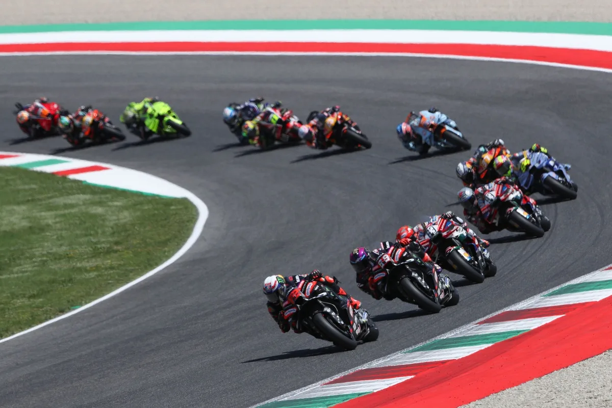 MotoGP Italia 2026: Bezzecchi domina Mugello y revoluciona el campeonato