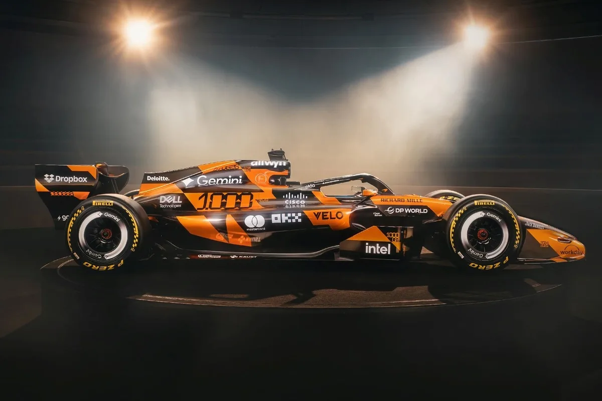 McLaren celebra su hito histórico número 1.000 en Mónaco con decoración especial