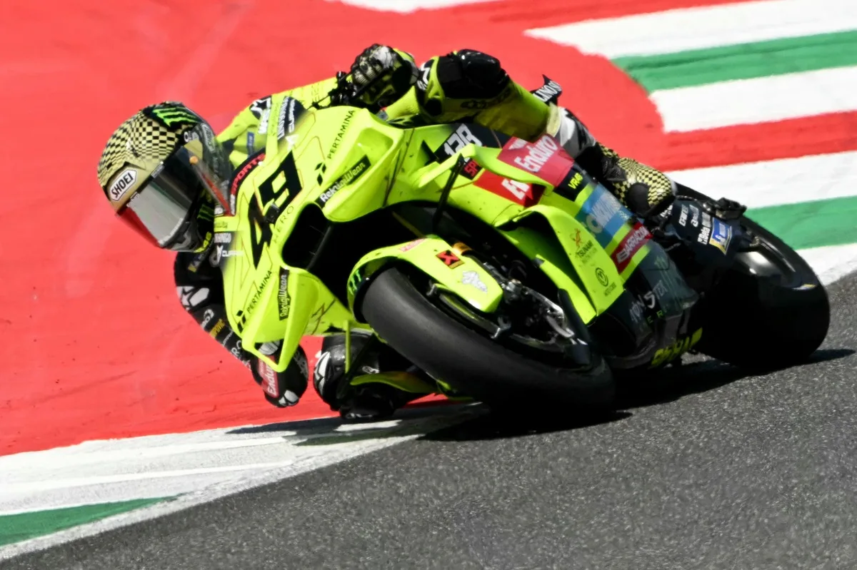 Aprilia demuestra superioridad sobre Ducati en el circuito italiano