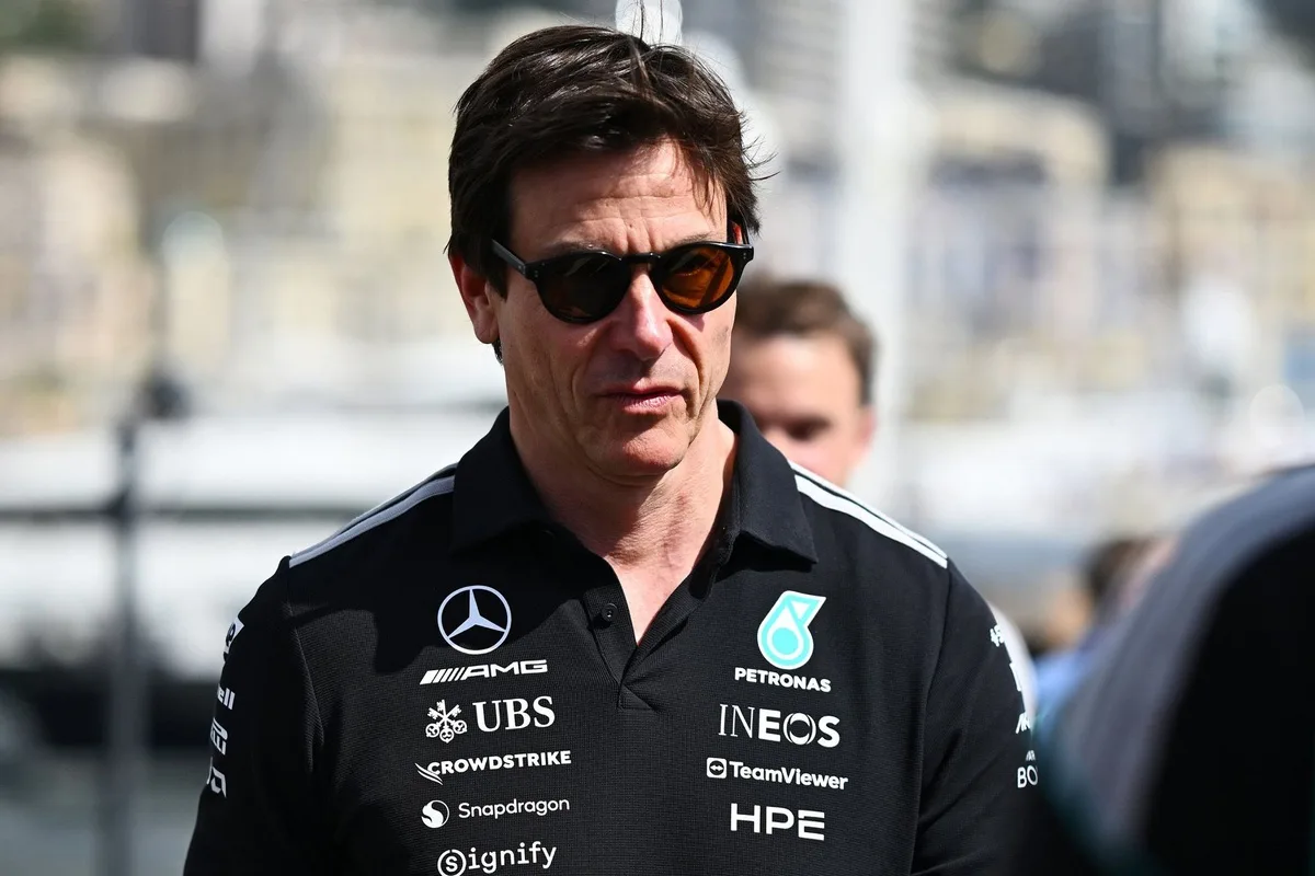 Mercedes reconoce errores estratégicos que costaron podio a Russell en Mónaco