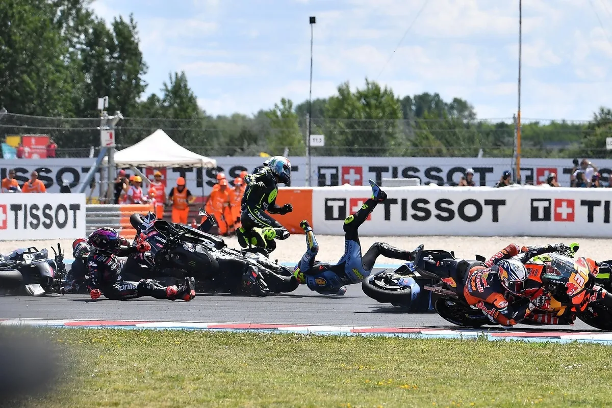 Accidente en MotoGP: pilotos debaten sobre lo ocurrido en Hungría