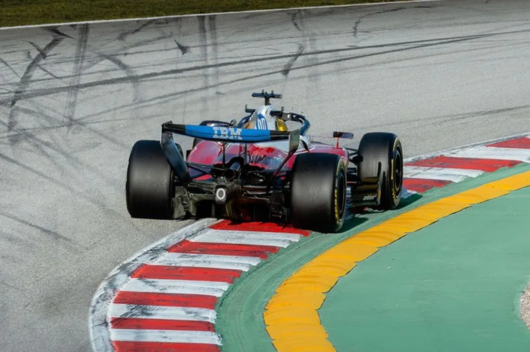Pirelli apuesta por neumáticos más blandos en Barcelona para intensificar estrategias