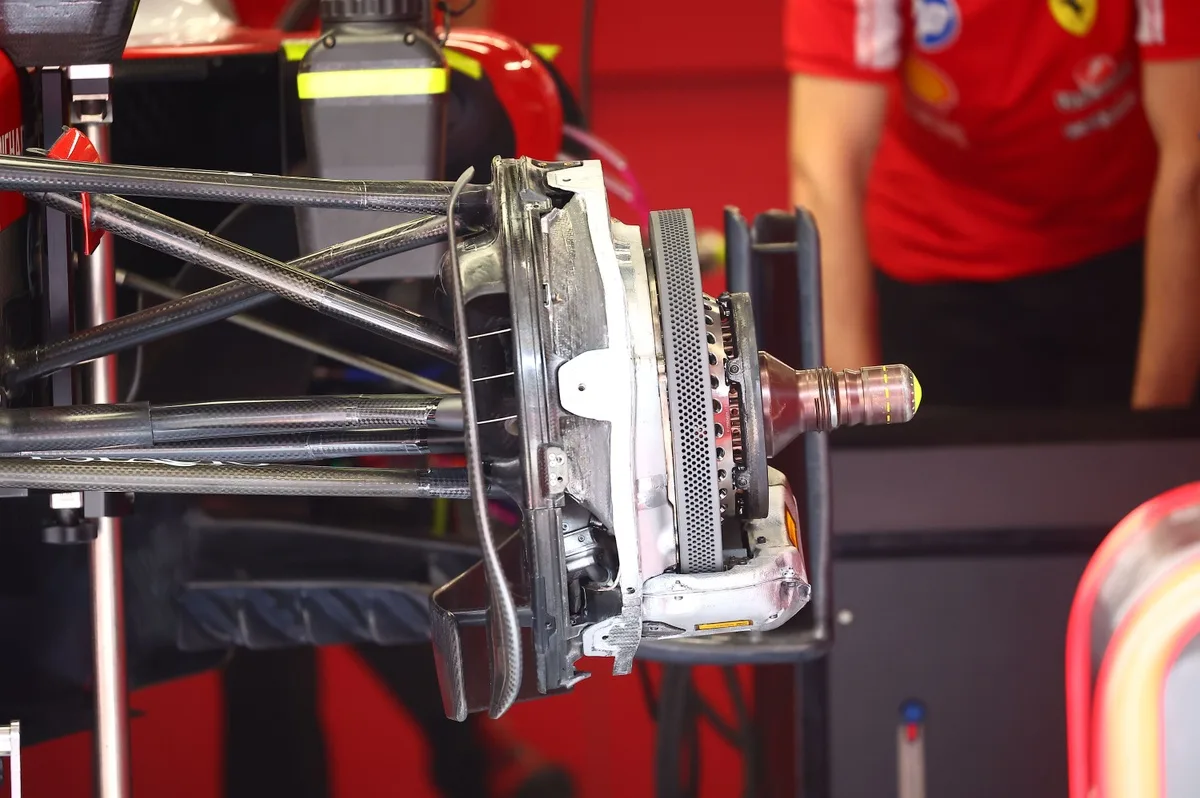 Ferrari optimiza sistemas de frenado en su monoplaza de competencia