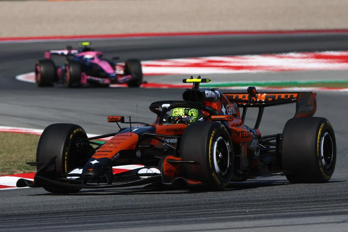McLaren domina los entrenamientos en Barcelona con Norris al frente