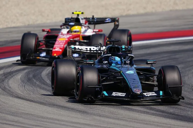Russell domina los entrenamientos y logra la pole en el GP de España de F1