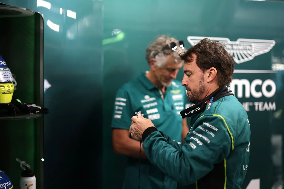 Alonso enfrenta su mayor desafío en Aston Martin: motor deficiente y problemas generalizados