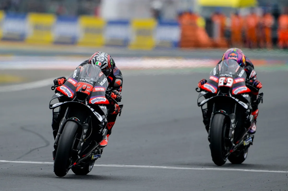 Aprilia enfrenta el desafío de optimizar estrategias con Martin y Bezzecchi