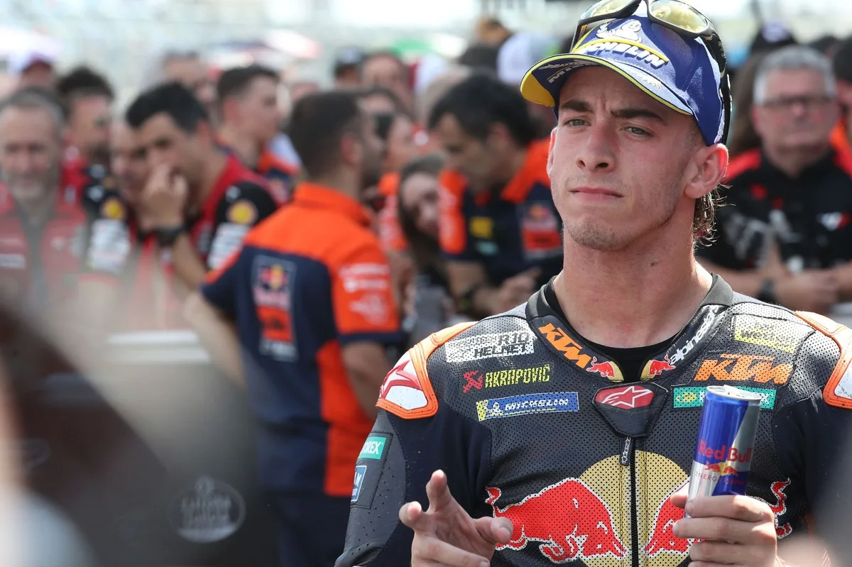 Acosta confía en competir en el circuito checo tras su primer podio con KTM