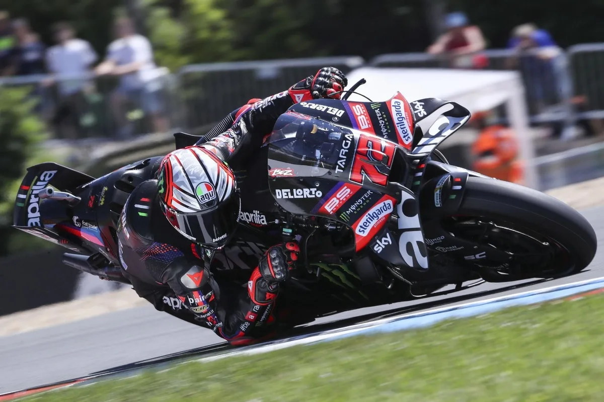 Bezzecchi lucha contra las secuelas físicas en el GP de República Checa