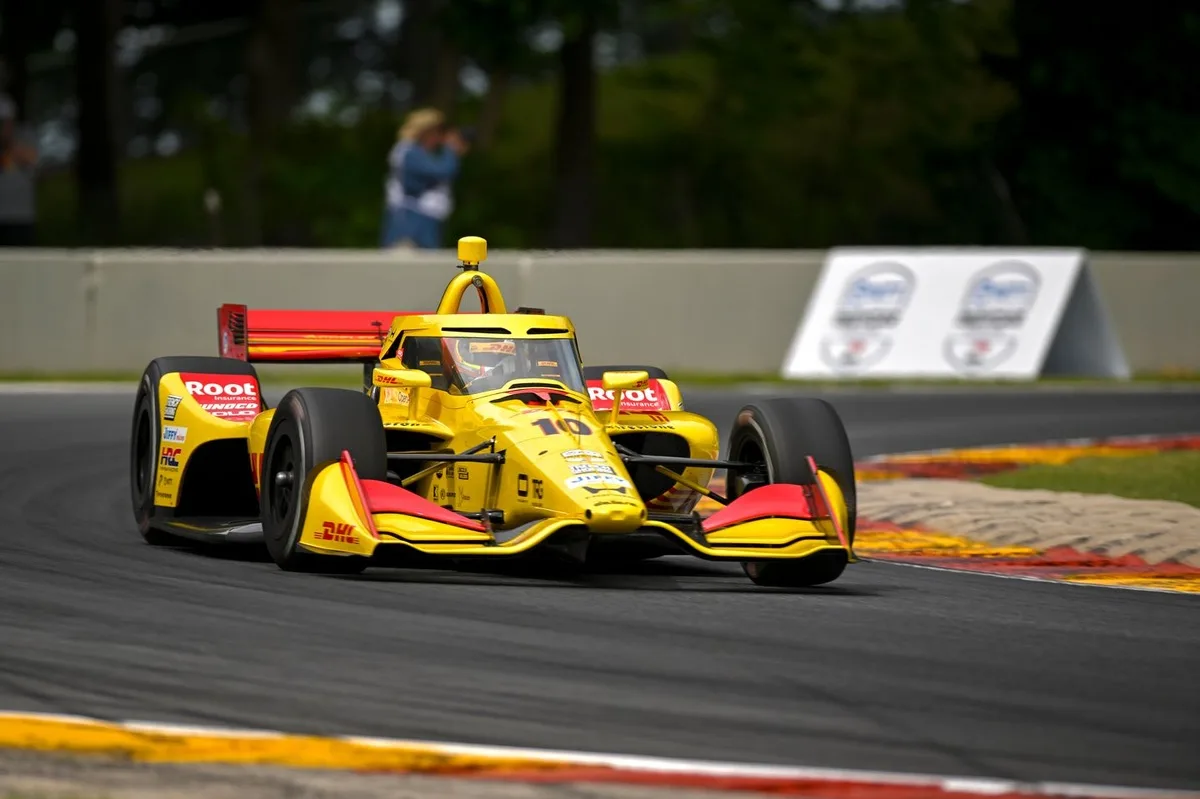 Palou domina en Road America y asegura su quinta pole consecutiva en IndyCar