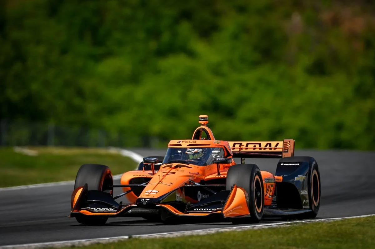 Lundgaard triunfa en Road America tras drama y abandono de Armstrong