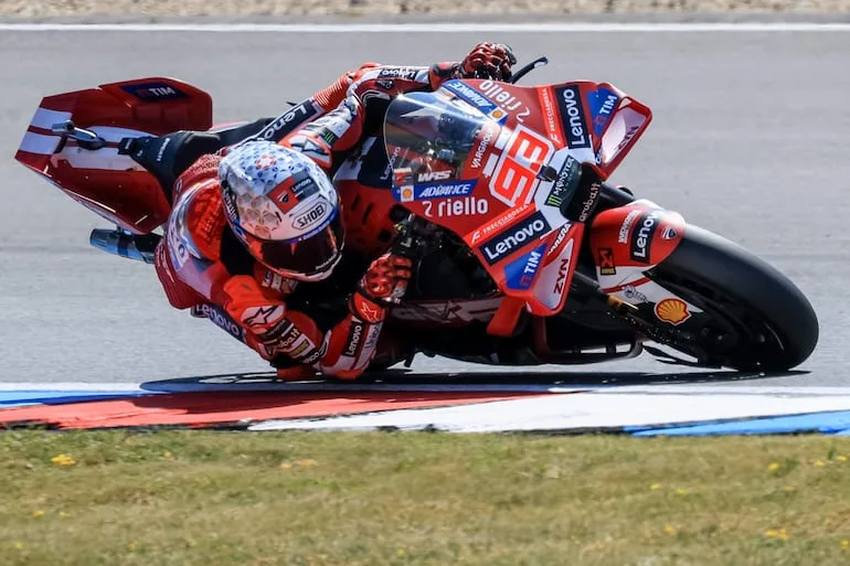 Márquez domina en Brno y suma su tercera victoria de la temporada con Ducati