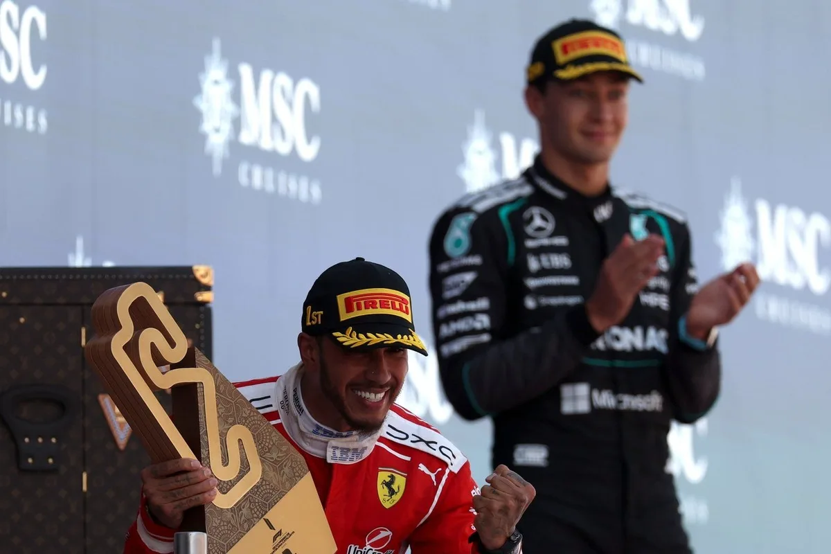 Russell advierte sobre Ferrari: Hamilton y la Scuderia son amenaza para Mercedes