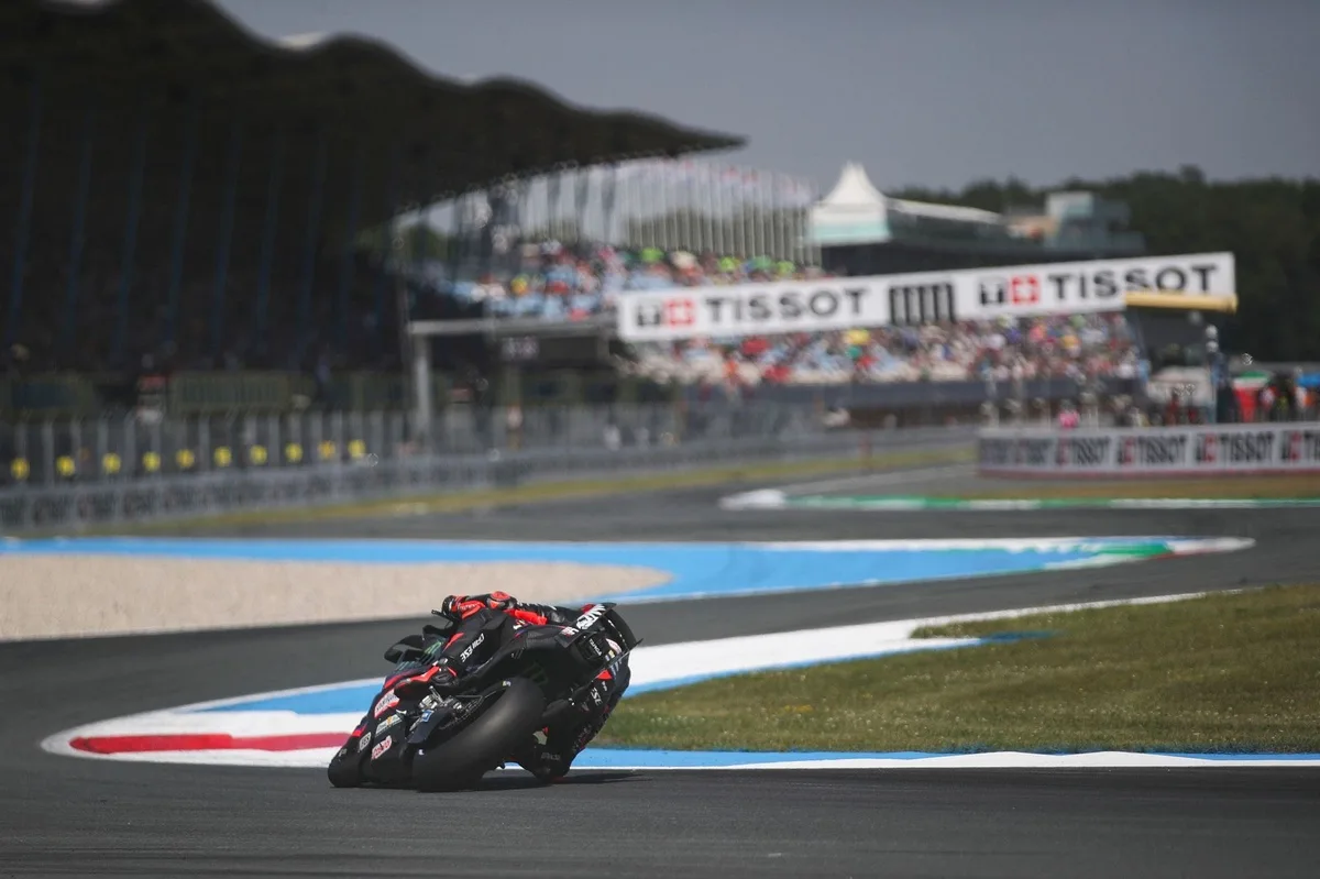 Bezzecchi domina en Assen con Aprilia en el visor de MotoGP