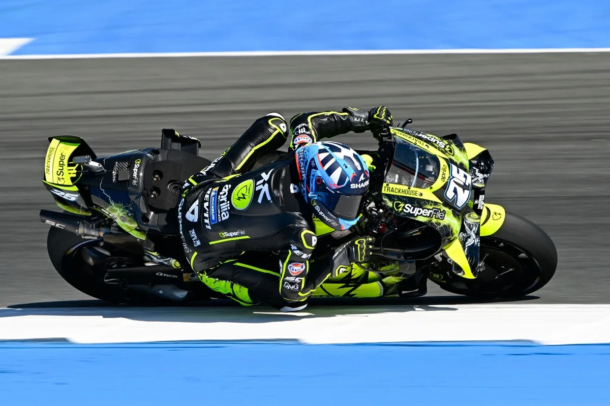 Fernández triunfa en sprint de MotoGP Holanda con doblete de Trackhouse Aprilia