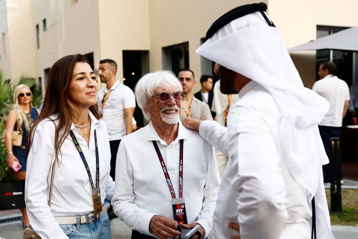Vuelta a los V8: la F1 considera motores más grandes y potentes para 2030