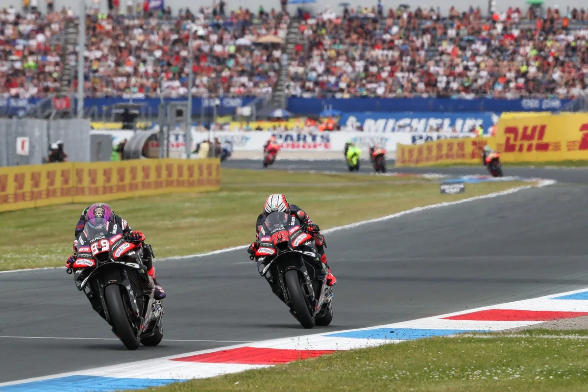 Sorpresa en Assen: el equipo satélite Trackhouse superó a la escudería oficial de Aprilia