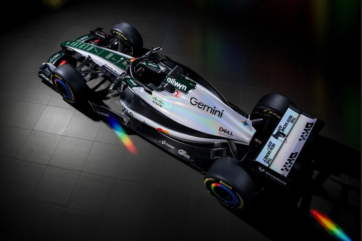 McLaren rinde homenaje a su legado con diseño especial en Silverstone