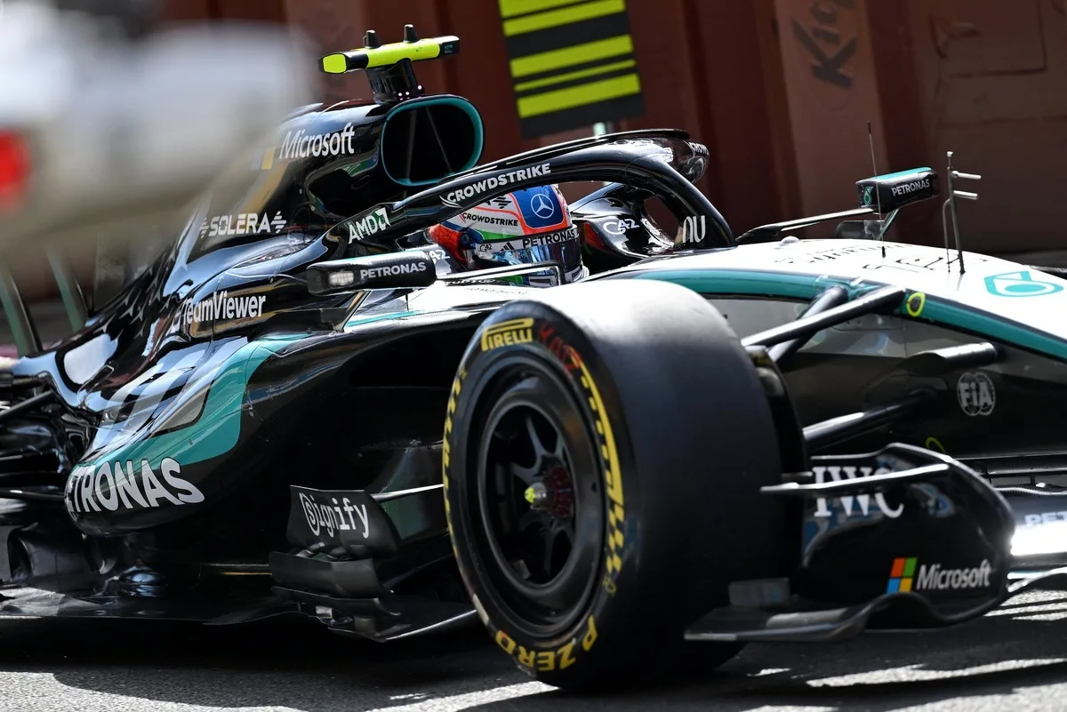 Mercedes y Ferrari luchan por la supremacía en las rectas de Silverstone