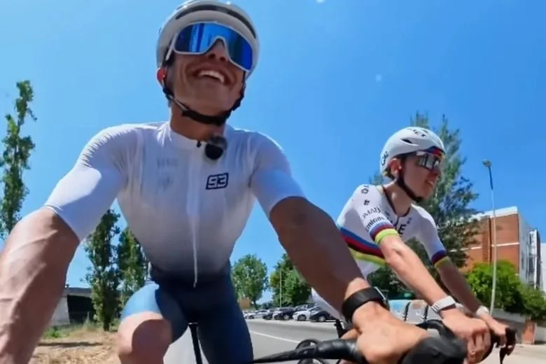 Marc Márquez entrena en ruta con campeón del ciclismo antes del Tour 2026