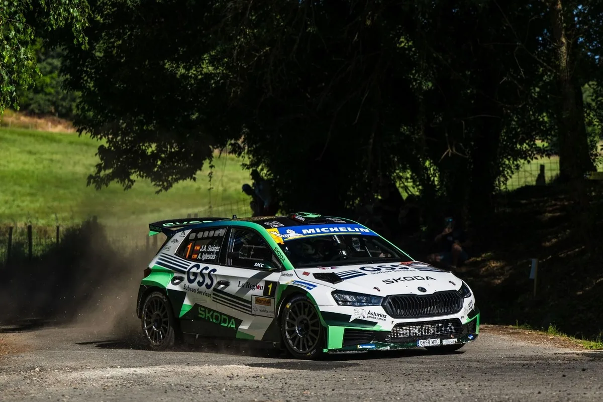Rallye Rias Baixas 2026: Suárez busca mantener su liderato en España