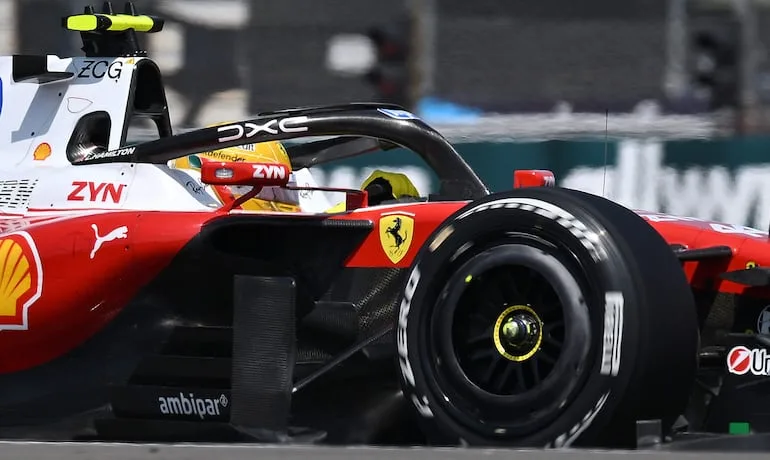 Hamilton domina el primer entrenamiento en Silverstone rumbo al GP de Gran Bretaña
