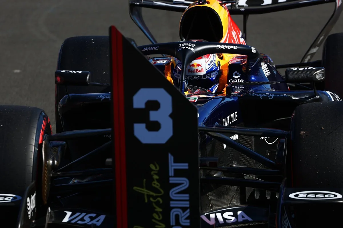 Verstappen se prepara para una carrera defensiva en el sprint de Silverstone