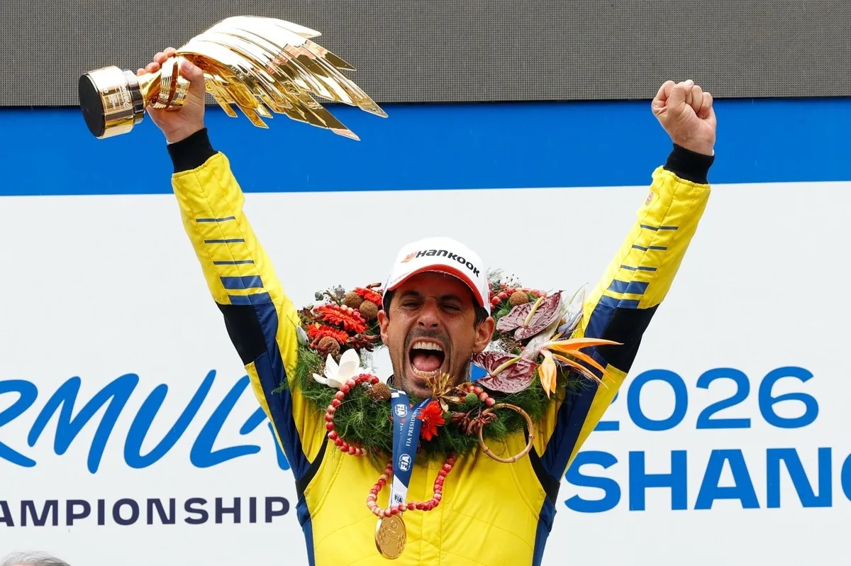 Di Grassi protagoniza remontada espectacular en Shanghai con victoria en la última vuelta