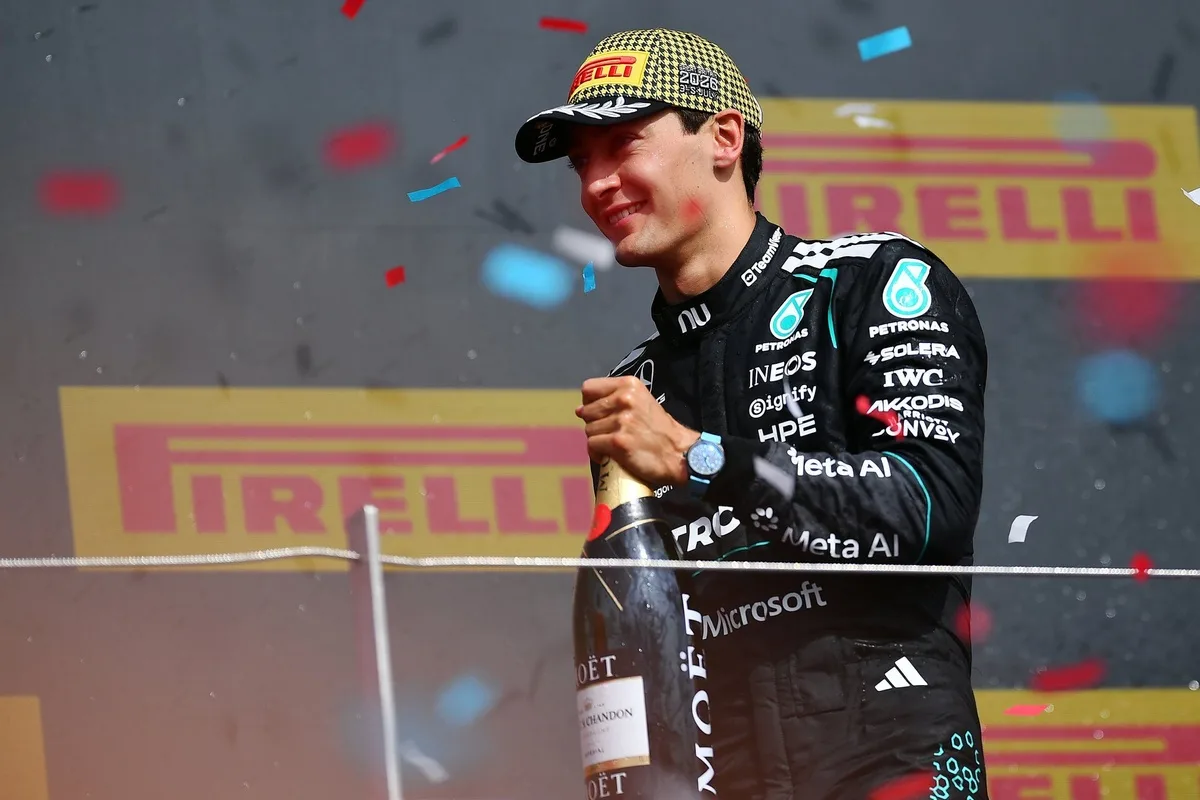 Russell reconoce suerte en Silverstone mientras Antonelli presiona en Mercedes