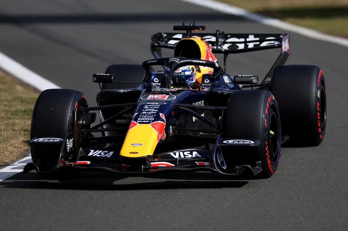 Problemas recurrentes en Red Bull: Verstappen sufre segundo fallo de alerón