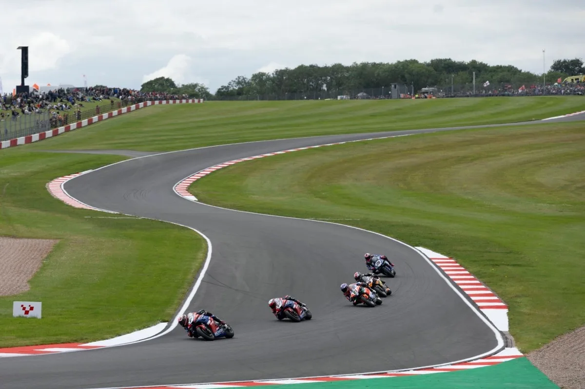 Mundial de Superbikes llega a Donington Park en su recta final de 2026
