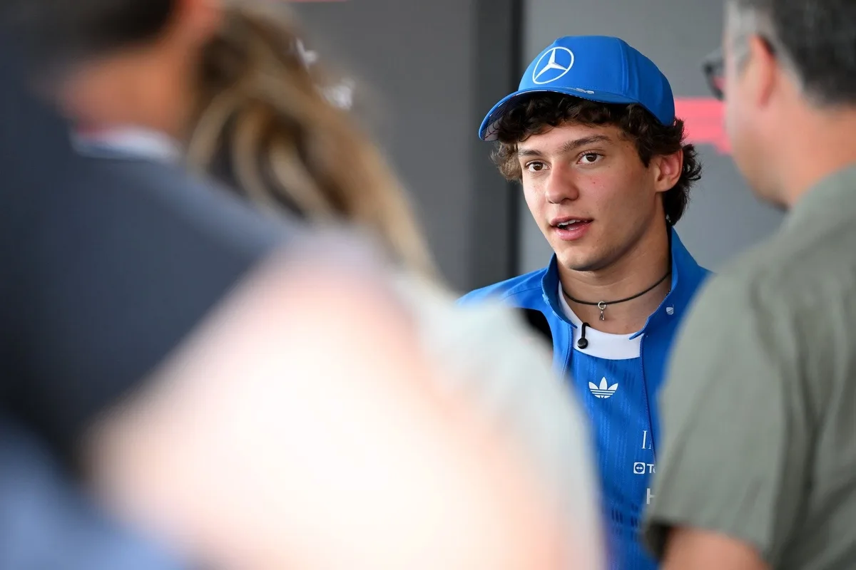 Lecciones valiosas: el error de comunicación que frenó a Antonelli en Silverstone