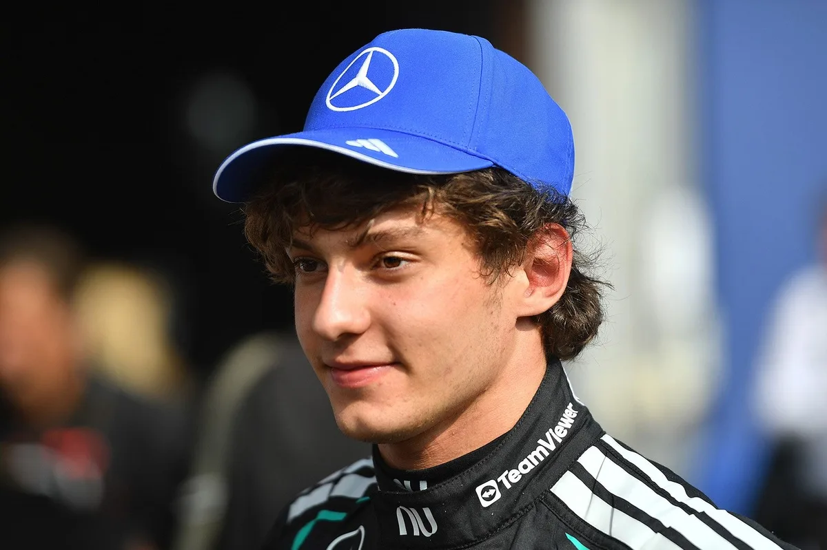 Antonelli logra pole en Bélgica pero advierte sobre la amenaza de Verstappen