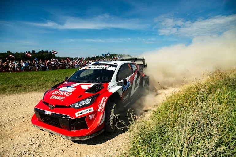 Pajari domina el Rally de Estonia y se acerca al triunfo en el WRC