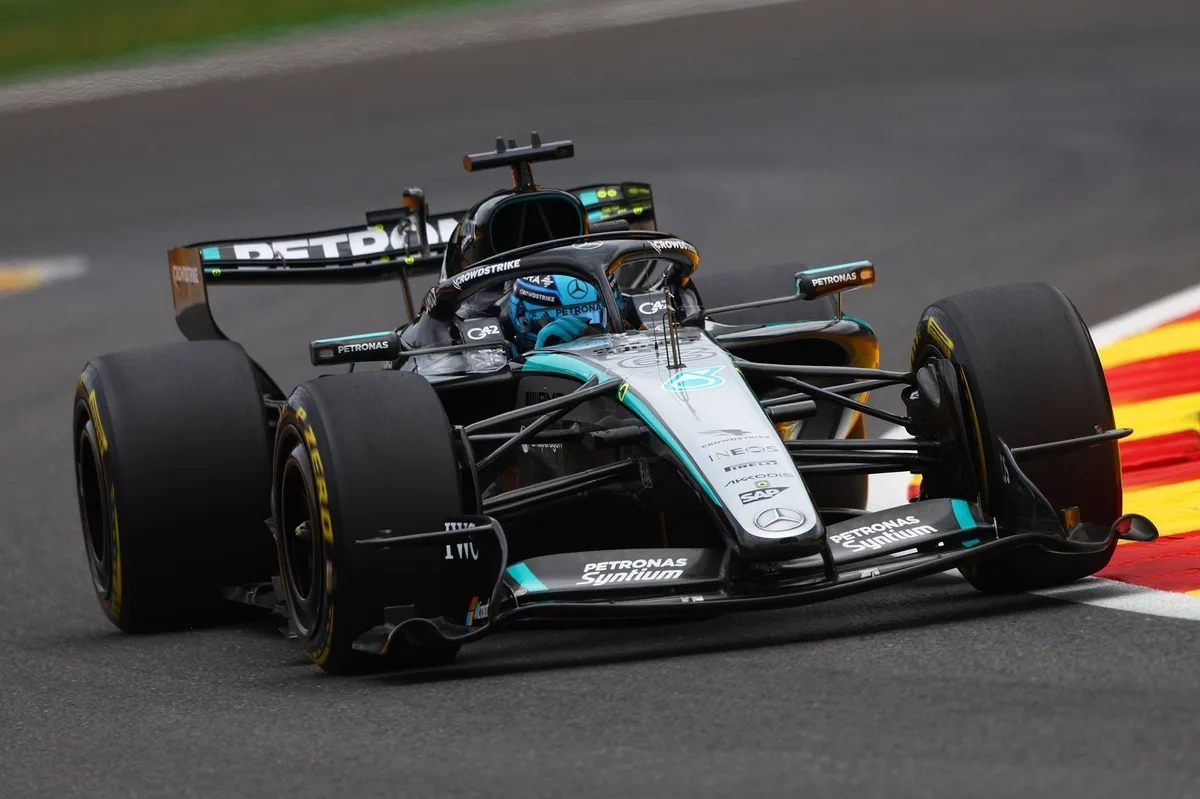 Russell reconoce el desafío de adaptarse al estilo de Antonelli en Mercedes
