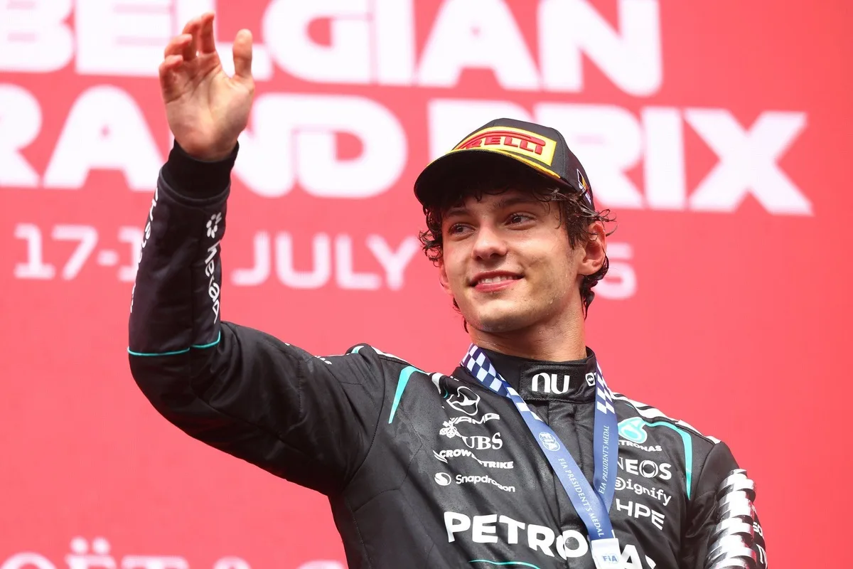 Antonelli regresa al triunfo en Bélgica tras batalla intensa contra Leclerc