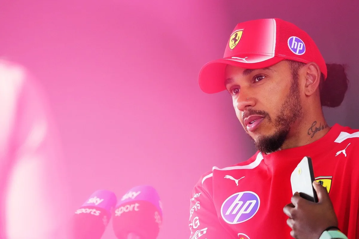 Experto cuestiona decisión de Ferrari sobre el ingeniero de Hamilton