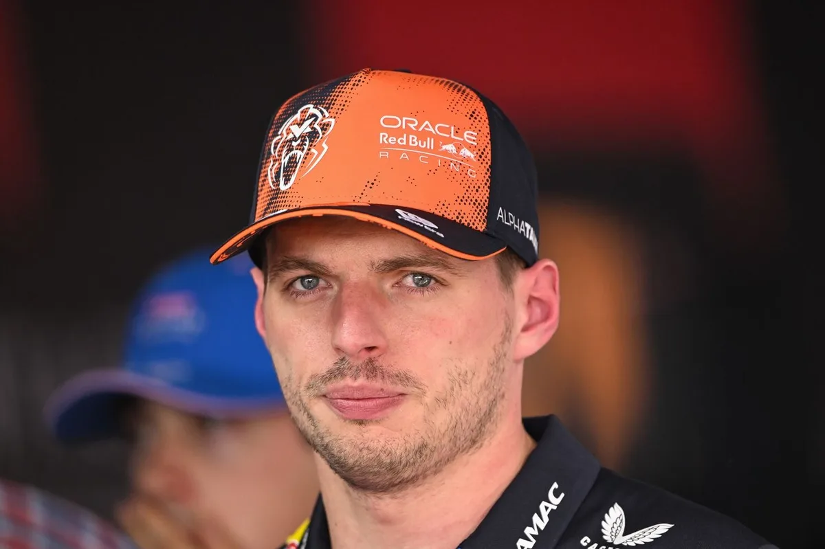 Verstappen critica penalizaciones a pilotos rápidos en la F1 moderna