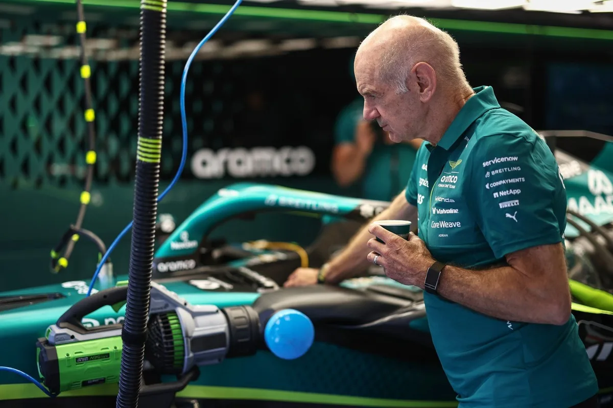 Aston Martin presenta evolución del AMR26: Newey ve señales positivas