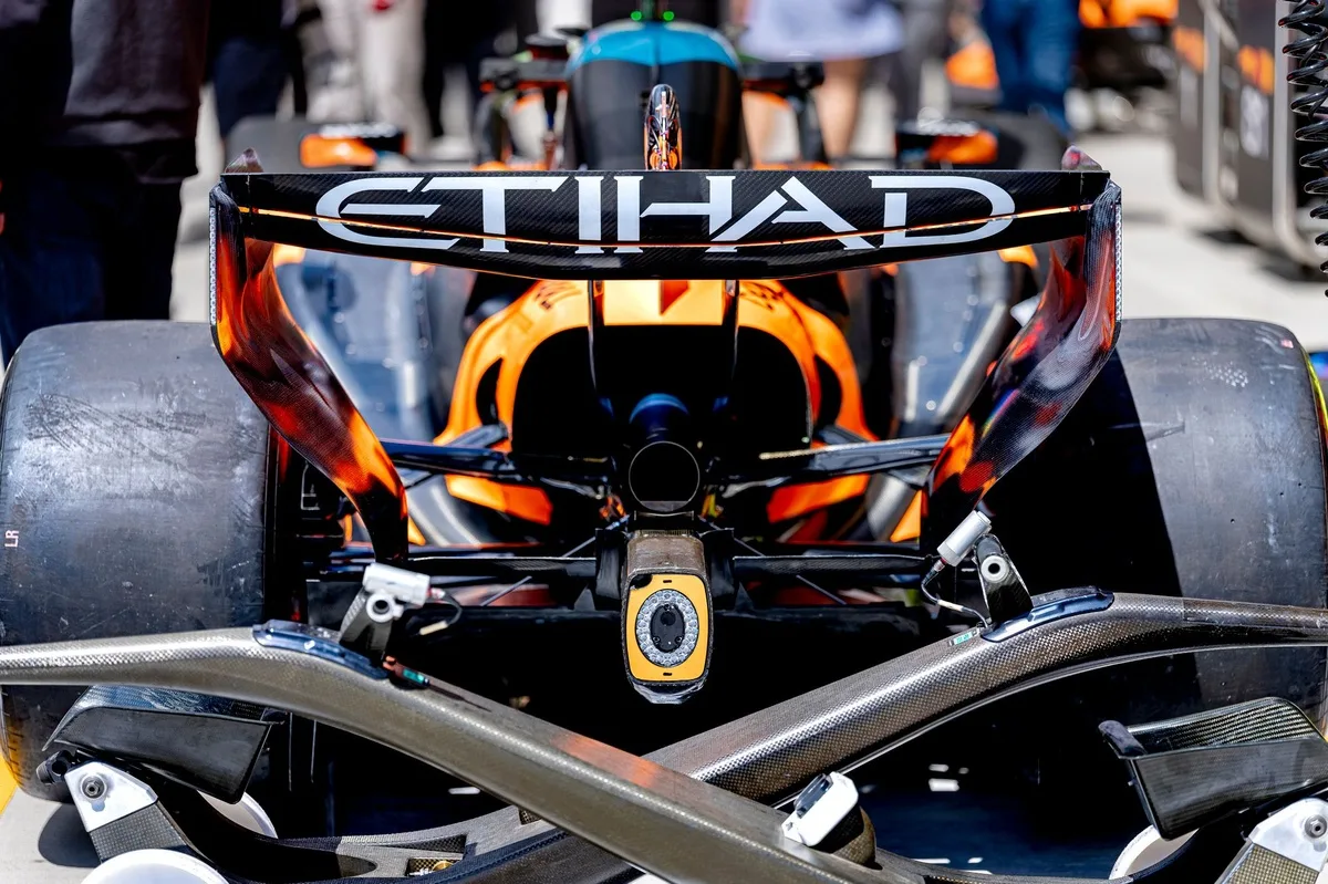 McLaren presenta innovador sistema de alerón móvil para la Fórmula 1