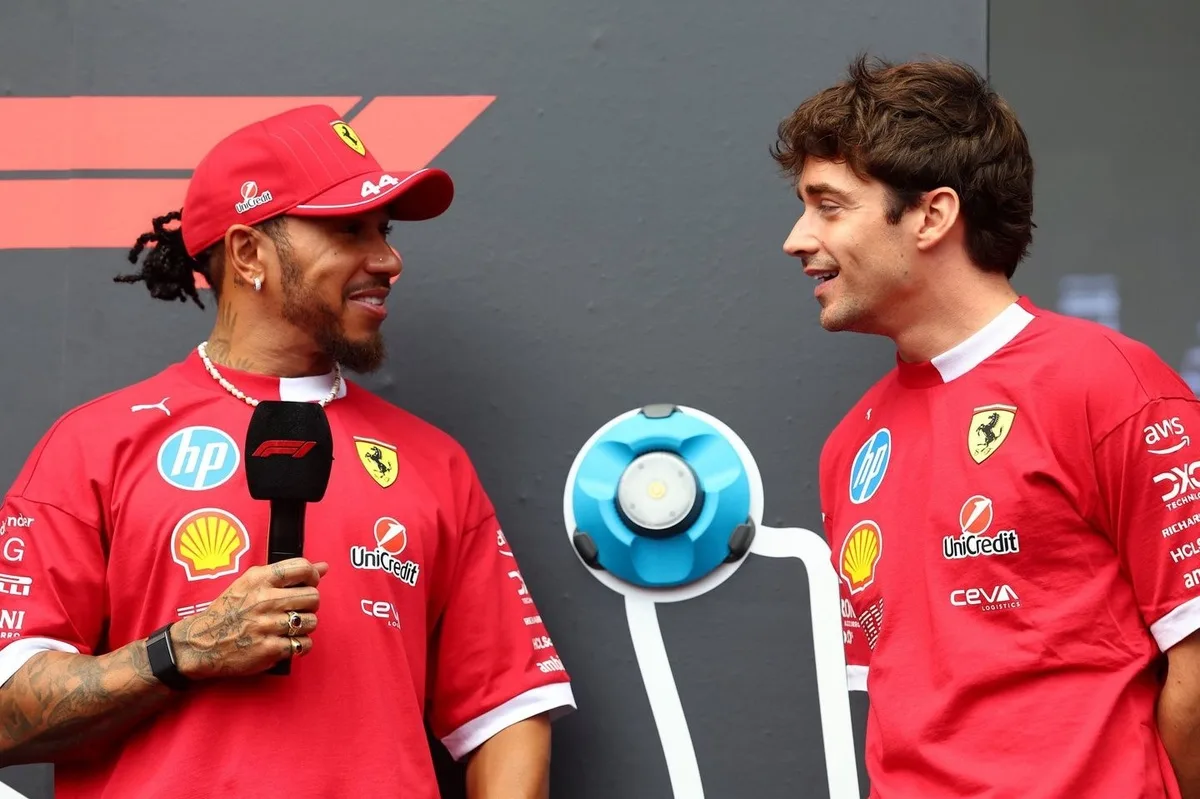 Leclerc bromea con Hamilton en Ferrari: el video que conquista las redes