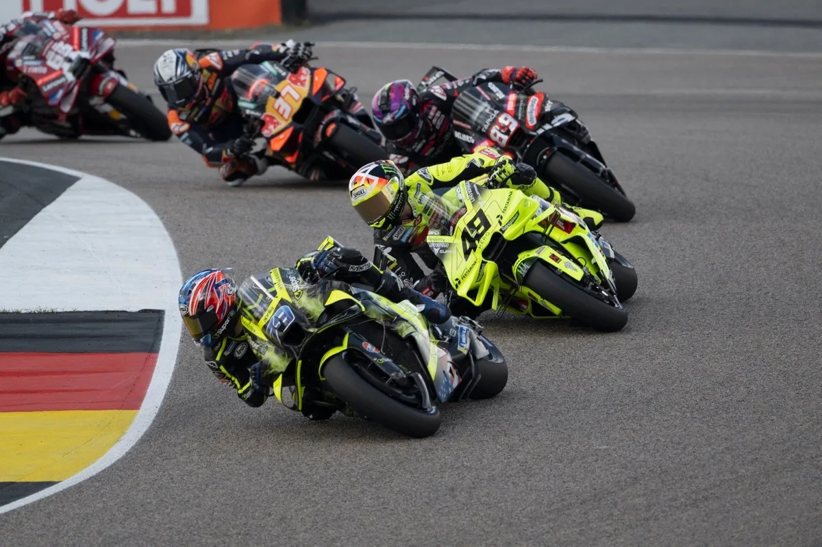 Ogura domina la temporada europea de MotoGP con desempeño excepcional