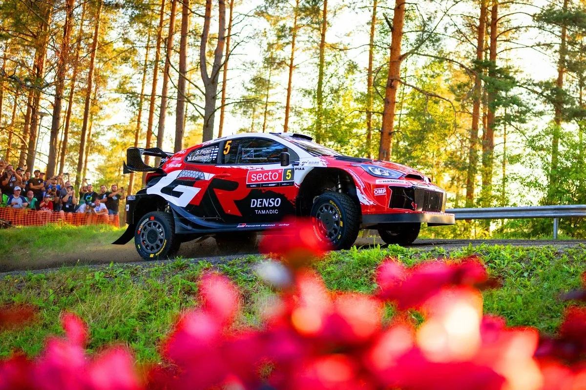 Pajari domina Finlandia y logra su segunda victoria consecutiva en el WRC