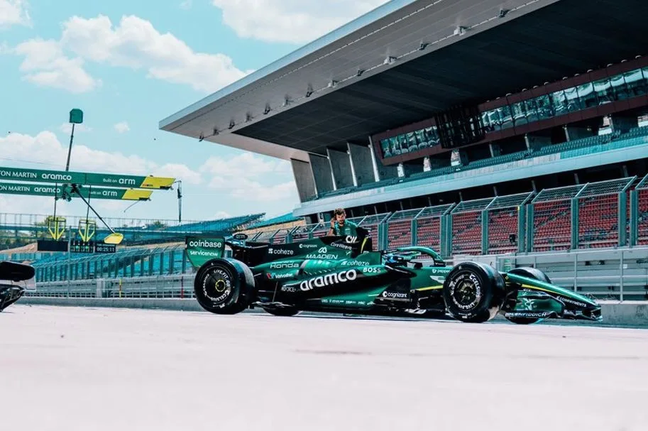 Aston Martin busca recuperarse en la F1 2026 con nuevo paquete técnico