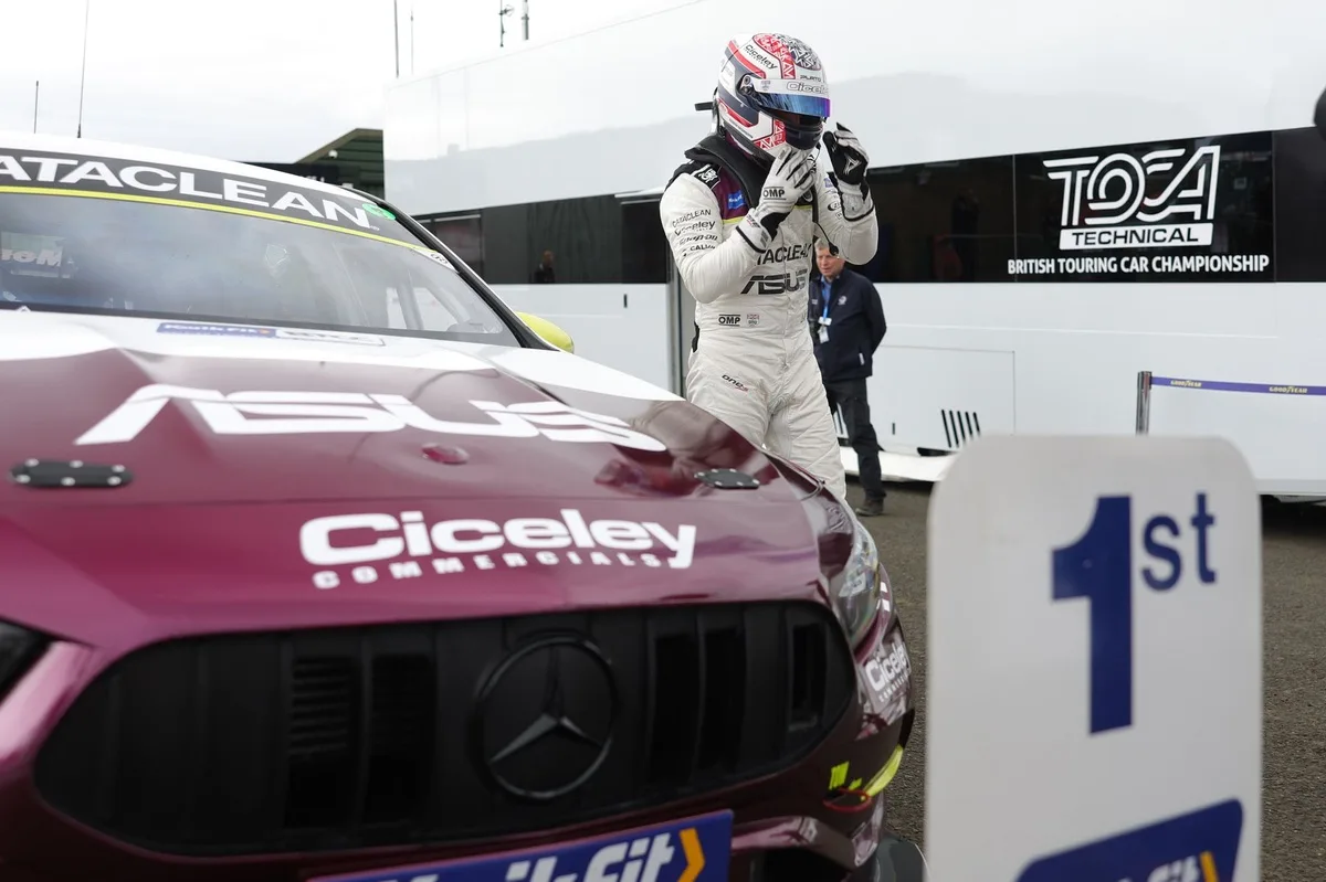 Plato Racing logra doblete en Knockhill con Morgan y Rowbottom