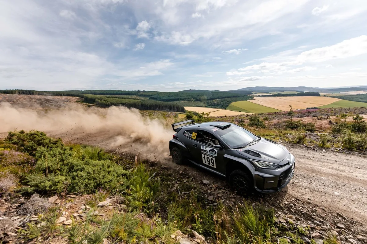 Rally Escocia 2027: desafío extremo en grava para el campeonato mundial