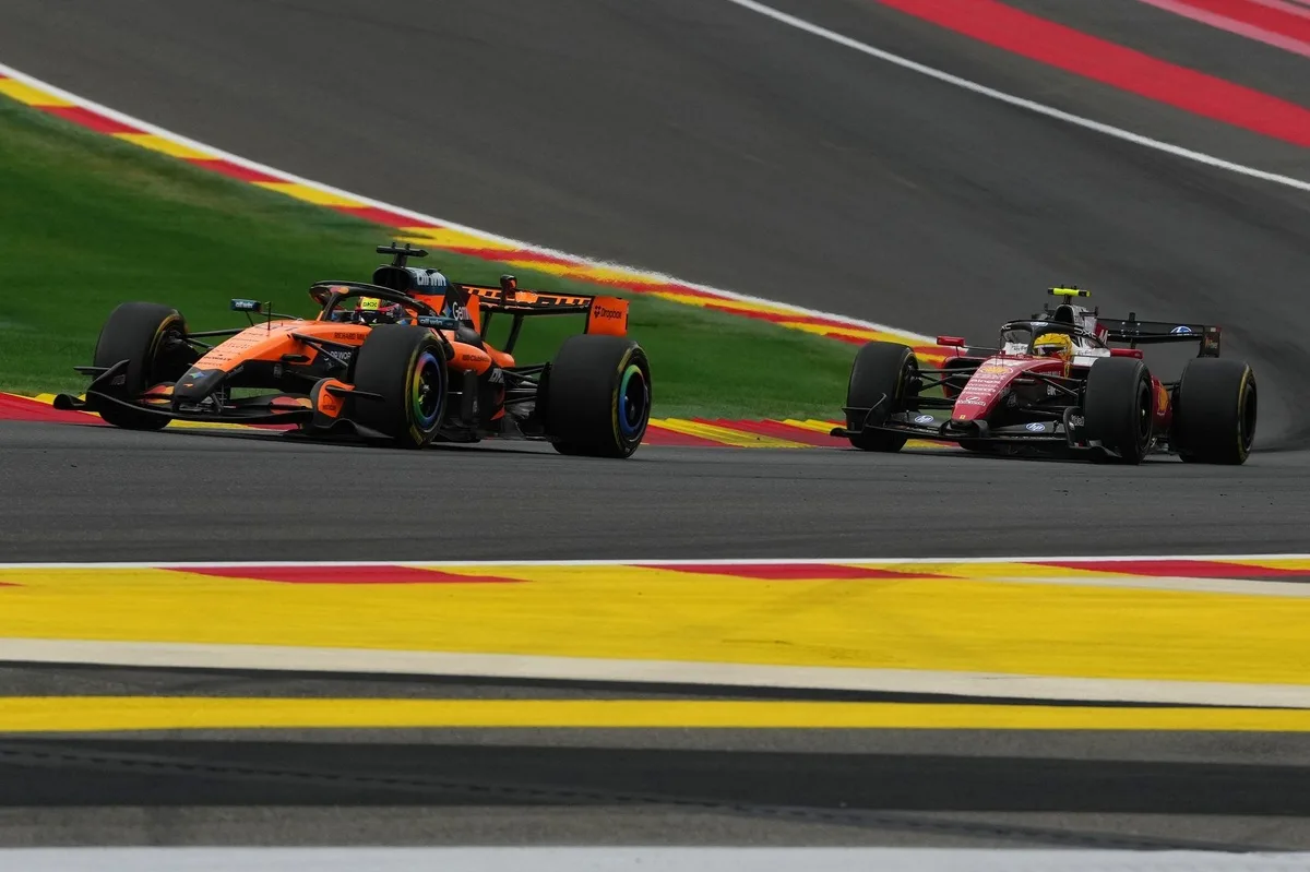 McLaren estudia la estrategia de actualizaciones de Ferrari en la F1